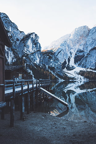 mountain and brown wooden bridge, nature, water, mountains, snow