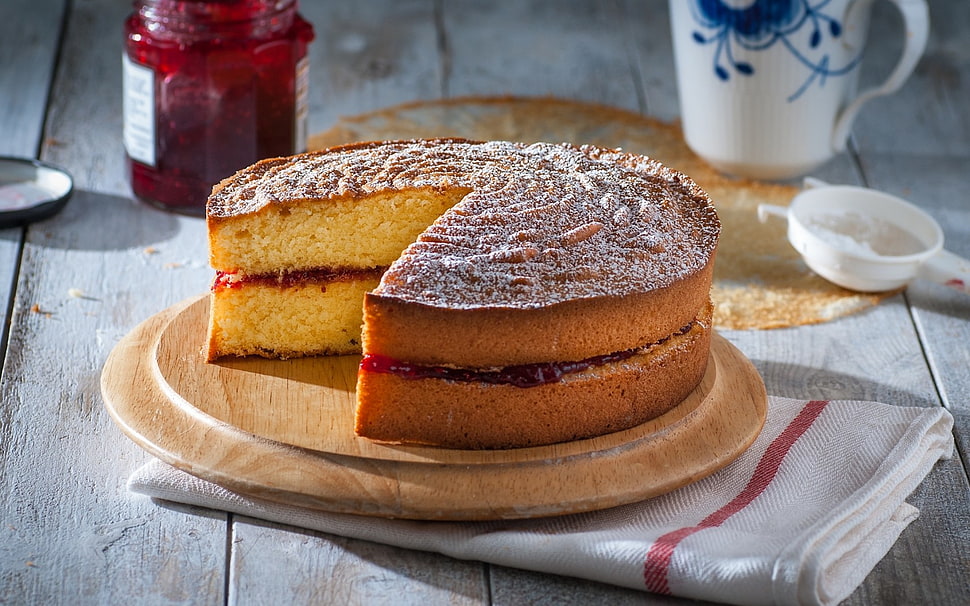 sliced of cake HD wallpaper