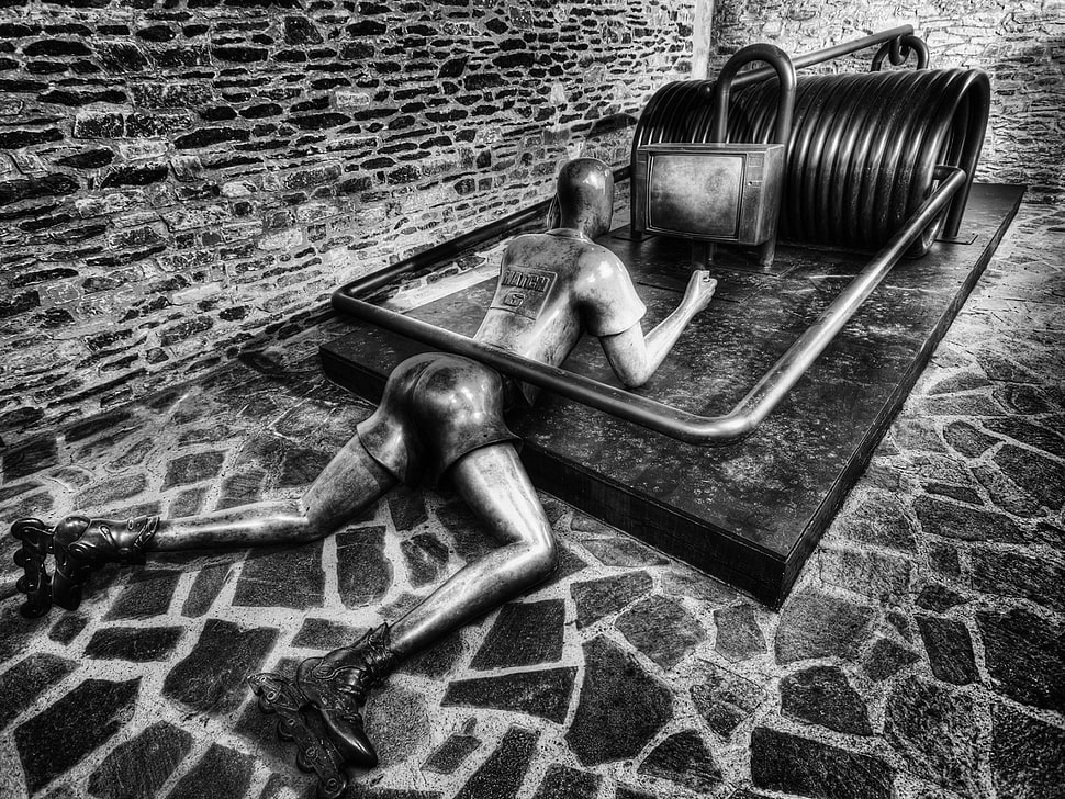 human mouse trap illustration, men, artwork, sculpture, rollerskating HD wallpaper