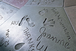 footprints on dry cement HD wallpaper