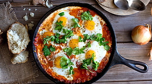 black skillet pan, food, eggs, shakshuka