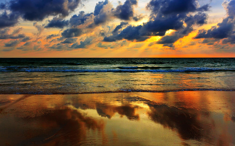 dark clouds over sea wallpaper, nature, sea, clouds, waves HD wallpaper