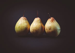 three pear fruits, Pears, Fruit, Ripe