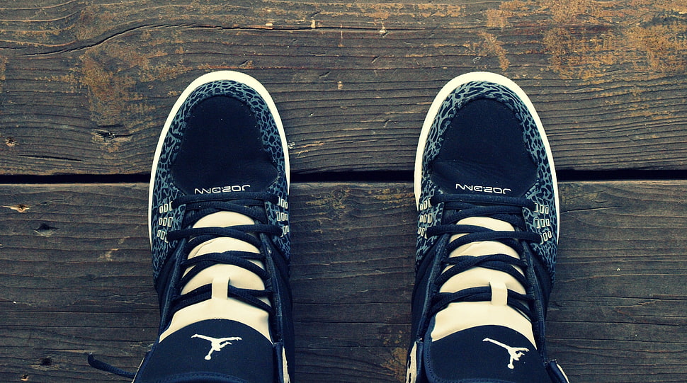 pair of black Air Jordan basketball shoes, Air Jordan, Jumpman HD wallpaper