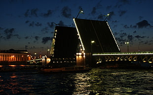 London Bridge during nighttime HD wallpaper