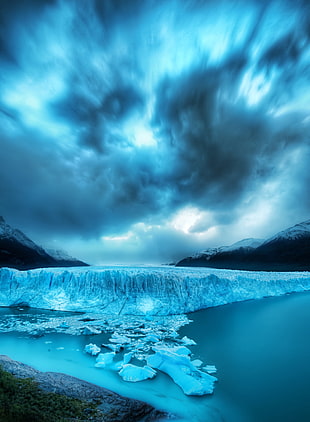 white ice cap