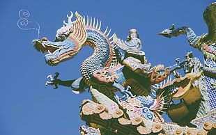 blue and brown concrete dragon statue, dragon, China