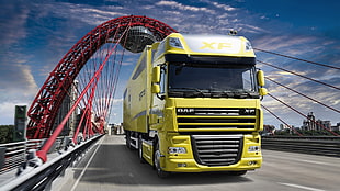 yellow freight truck, DAF