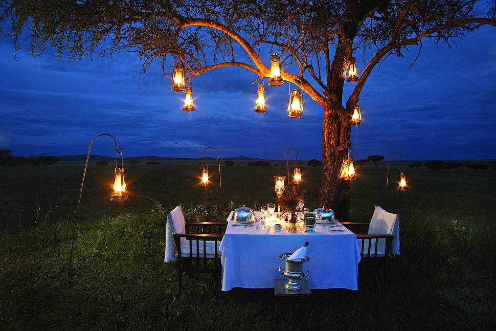 blue and white table lamp, table, landscape HD wallpaper