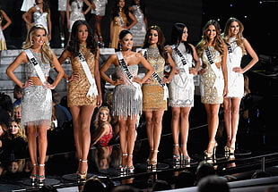 seven female 2016 Miss Universe candidates HD wallpaper