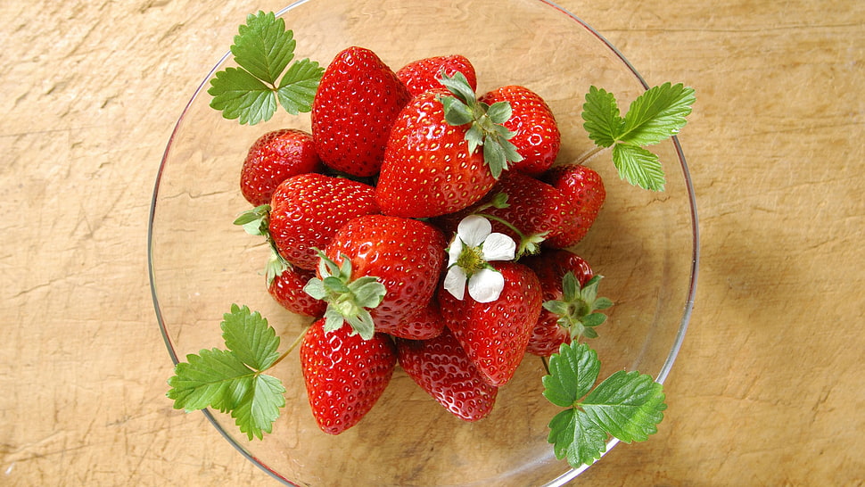 strawberries in clear glass bowl HD wallpaper