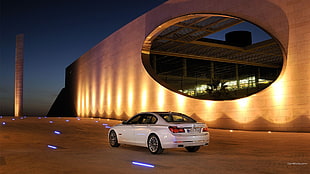 white sedan, BMW 7