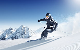 man on his snow-ski boards HD wallpaper