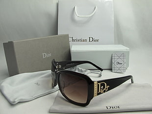 black Dior oversized sunglasses with box and case