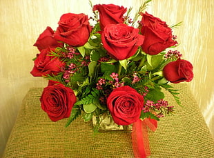 red rose bouquet HD wallpaper