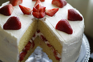 strawberry cake, food, eating, strawberries, cake HD wallpaper