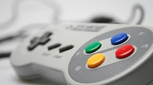 gray SNES game controller