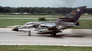 black and gray fighting plane, military, Marineflieger, Bundeswehr, Panavia Tornado