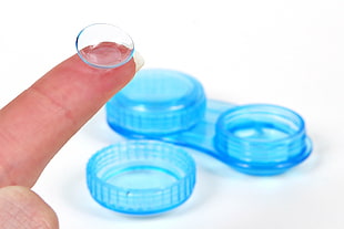 clear contact lens with case