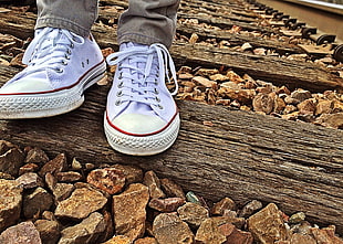 pair of white Converse sneakers HD wallpaper