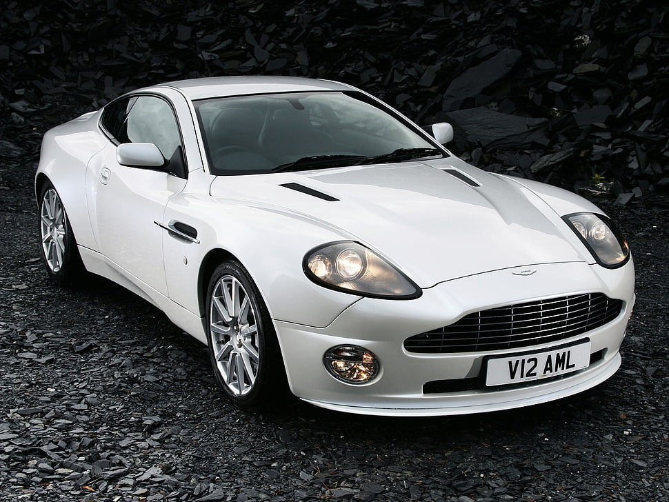 white Aston Martin sports coupe HD wallpaper