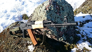 black assault rifle, weapon, Airsoft, rifles, assault rifle HD wallpaper