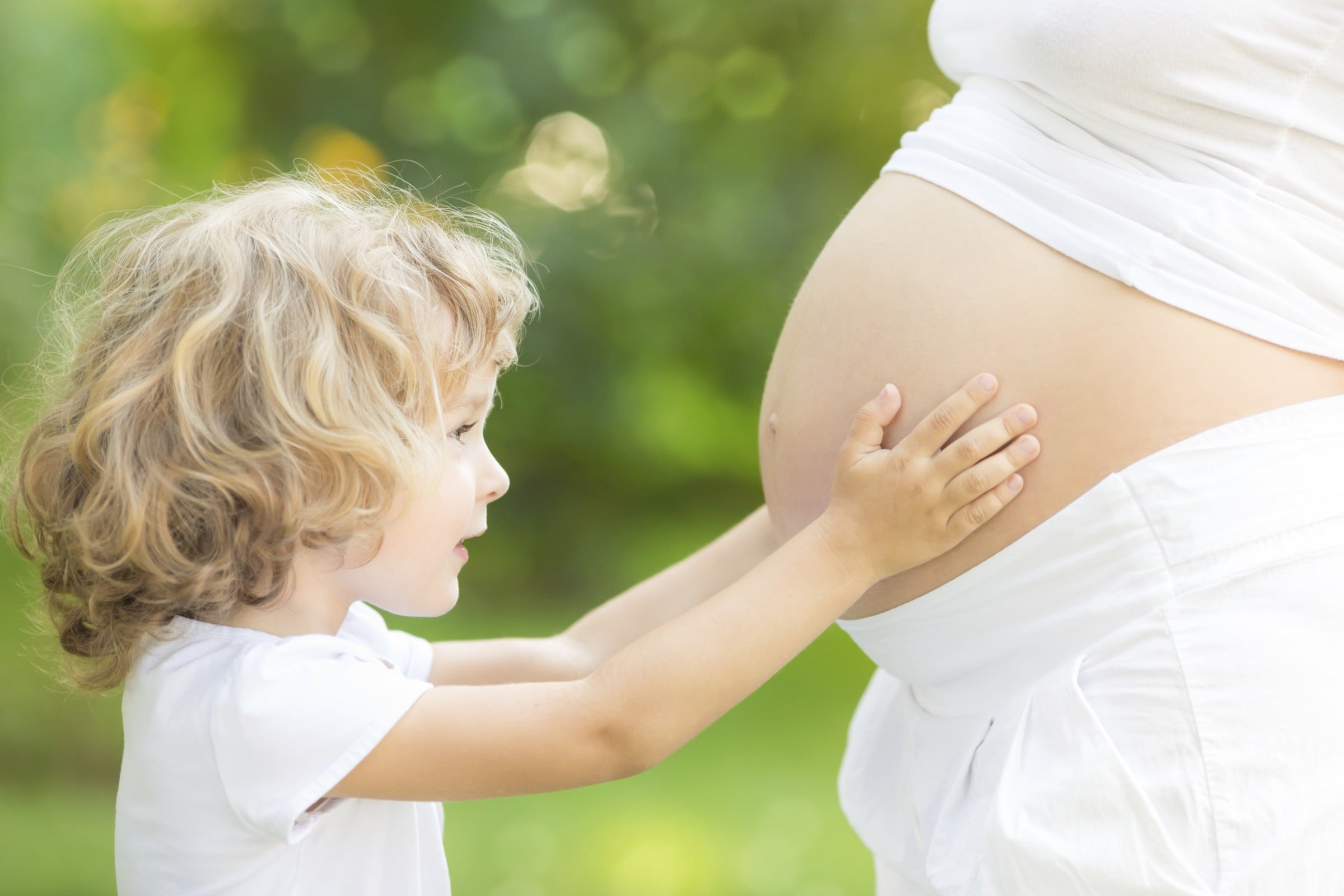 baby's white t-shirt, pregnant, belly, children