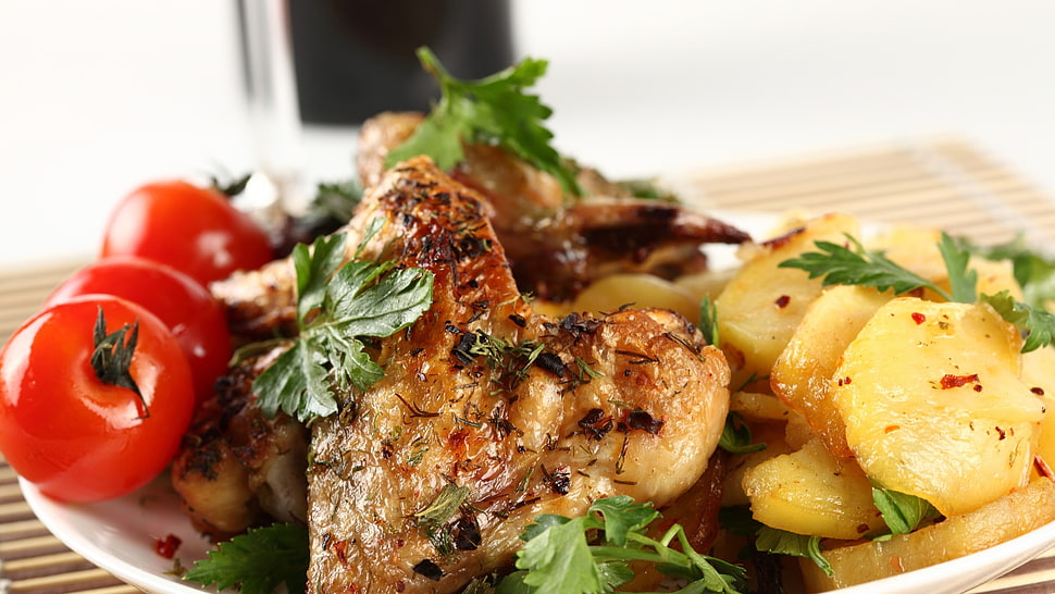 selective focus photography of dish HD wallpaper
