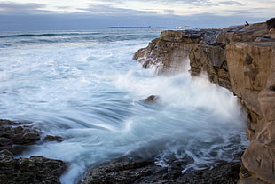 wave flashing on rocks natures photography, ocean beach HD wallpaper
