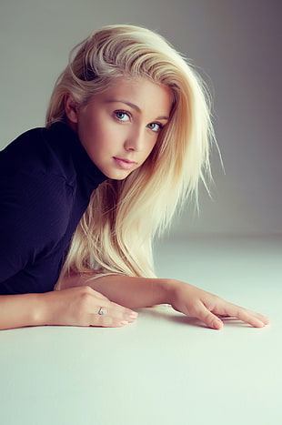 women's black turtle-neck top, blonde, model, Russian, Katarina Pudar HD wallpaper