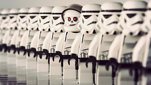 Star Wars Stormtrooper Lego miniature lot, LEGO, Star Wars, stormtrooper, humor HD wallpaper