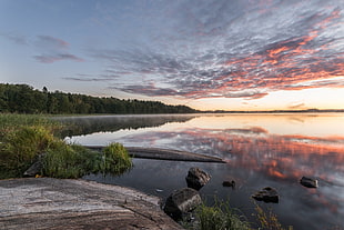 lake side view during sunset HD wallpaper