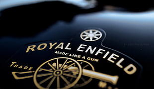 Royal Enfield logo, Royal Enfield, macro, logo