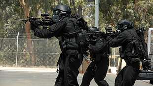 men's black gas mask, military, soldier, Australia, commando