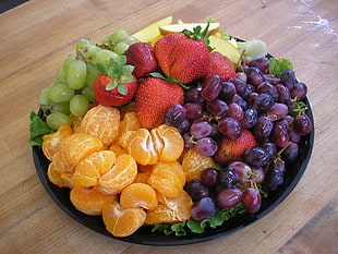 Assorted fruits in bowl