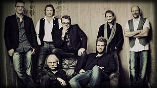 seven male band members HD wallpaper