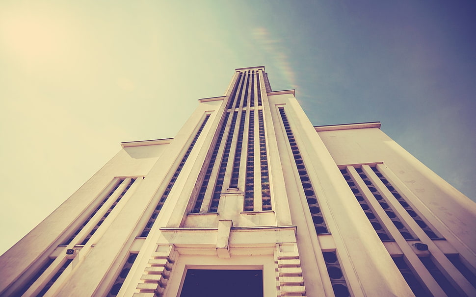 white skyscraper building low view photo HD wallpaper