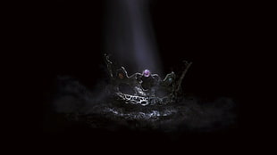 broken crown with ray light HD wallpaper