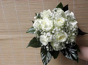 white roses bouquet HD wallpaper
