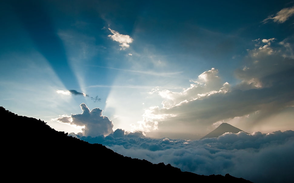 blue cloudy sky during daytime photo HD wallpaper
