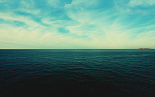 large body of water, landscape, sea, sky, horizon