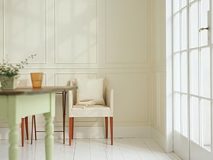 white armchair HD wallpaper