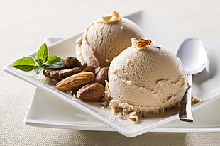 ice cream with tray HD wallpaper