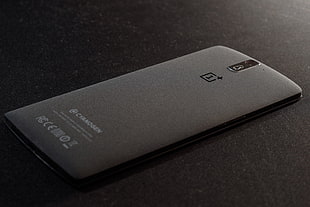 black Android smartphone, Oneplus One