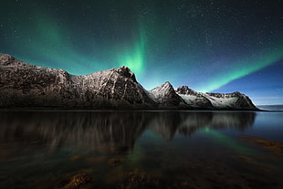 landscape photography of mountain and aurora borealis HD wallpaper