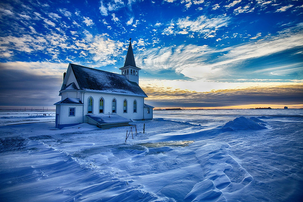 white concrete house, sky, clouds, snow, winter HD wallpaper