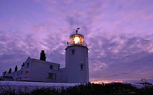 white lighthouse tower HD wallpaper