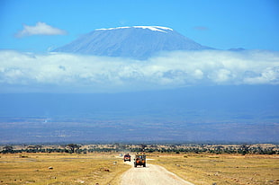 car across mountain, Mount Kilimanjaro, nature, landscape, mountains