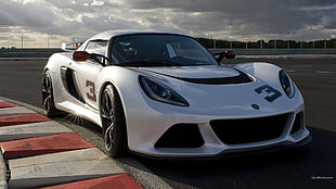 white Lotus Exige coupe, Lotus Exige, Lotus, race tracks, car HD wallpaper
