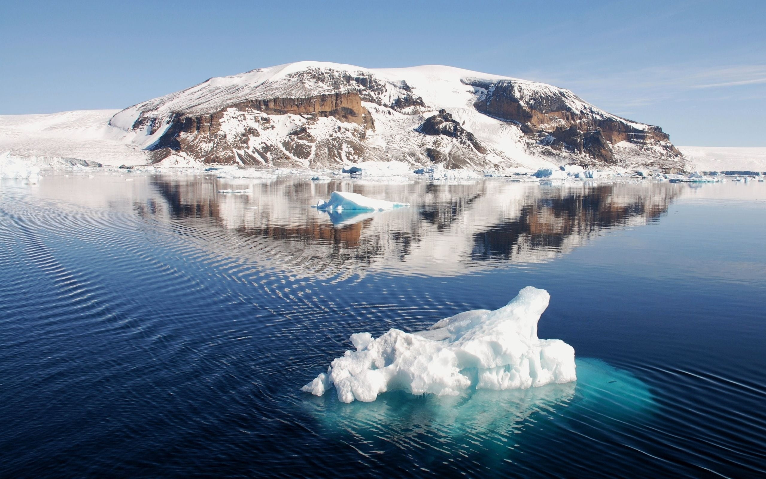 Антарктические полюса. Южный океан айсберги. Южный полюс Антарктида. Антарктика Норвегия. Антарктида Южный океан.
